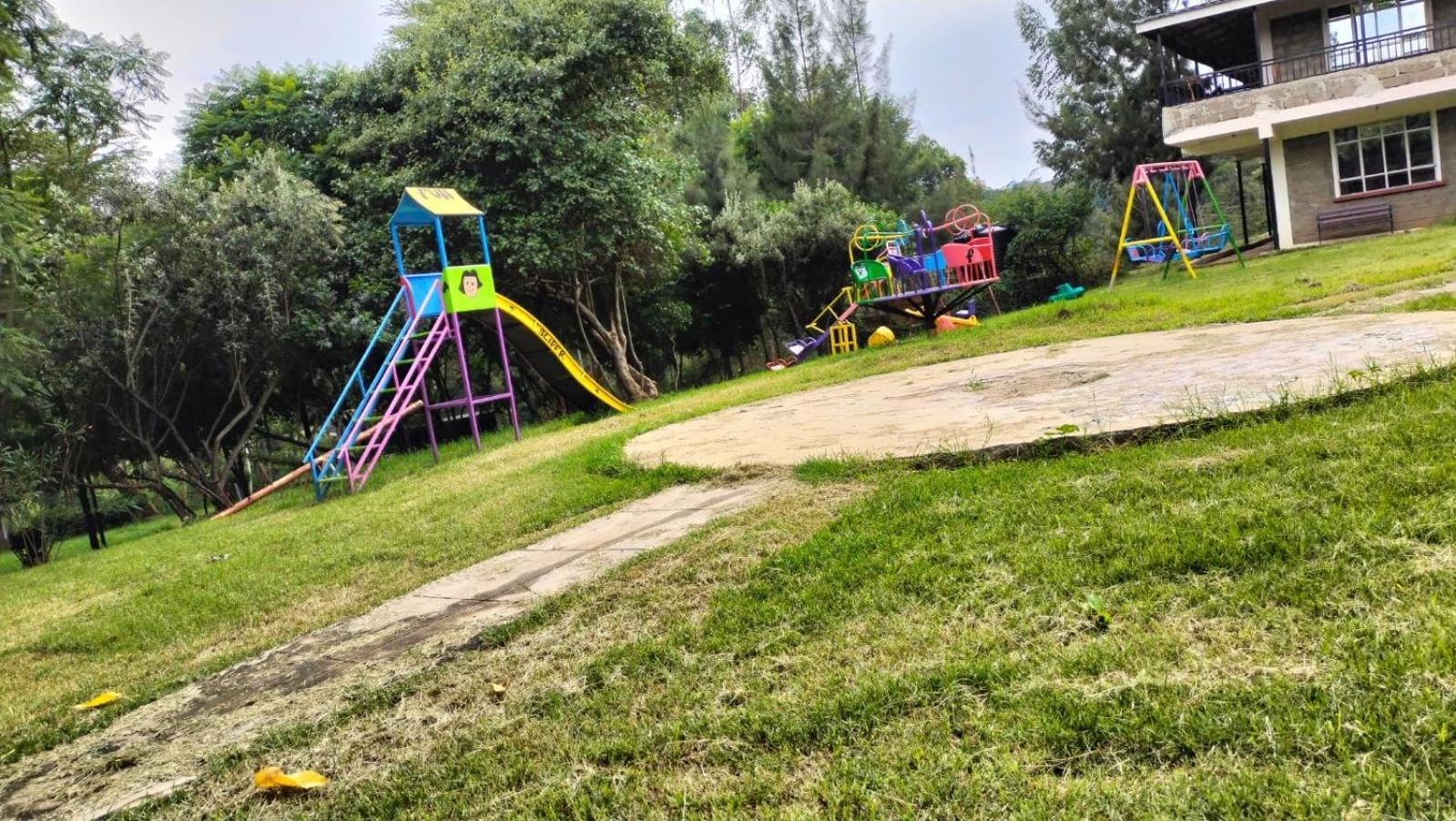 Esikar Gardens Hotel Narok エクステリア 写真