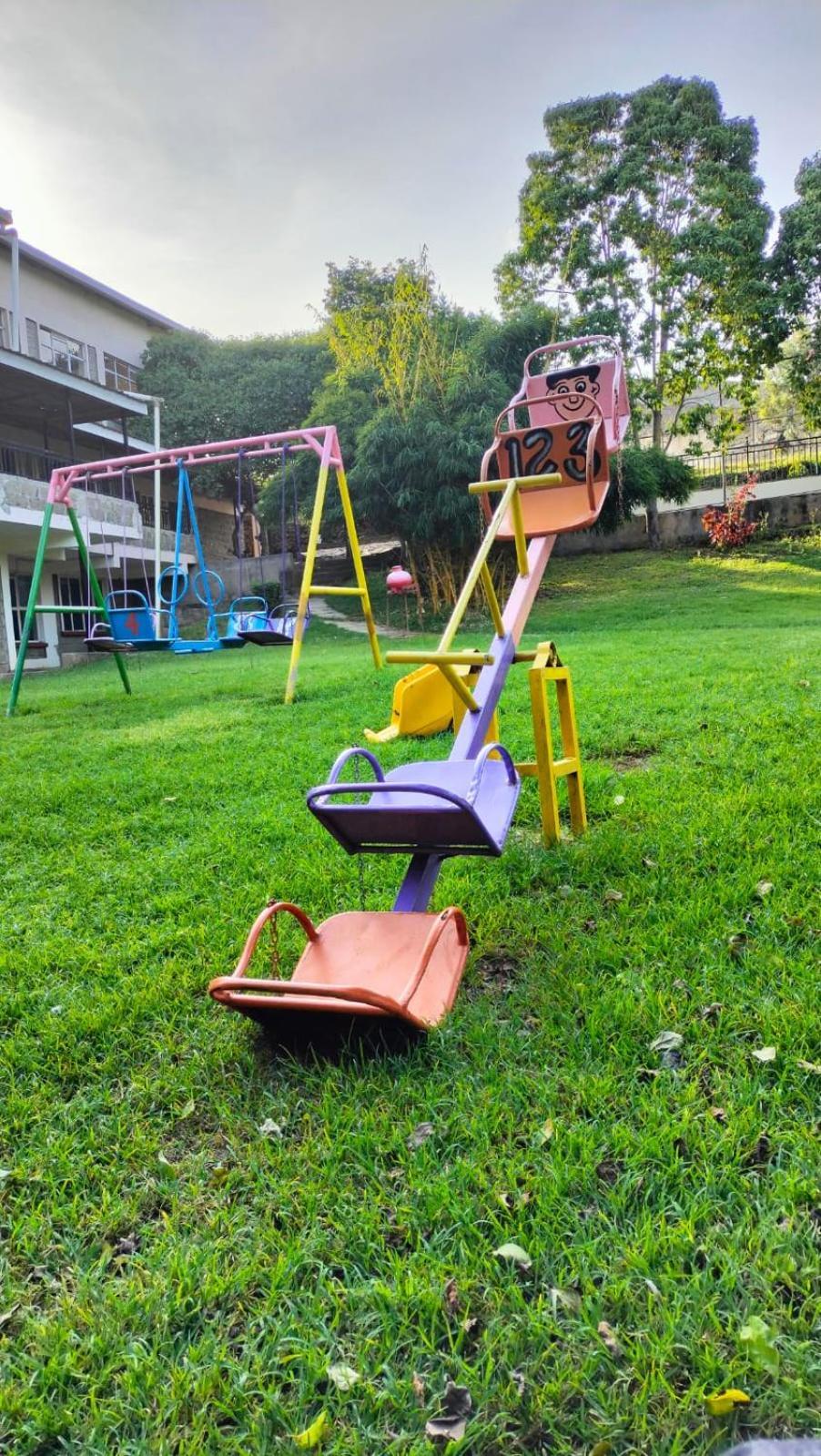 Esikar Gardens Hotel Narok エクステリア 写真