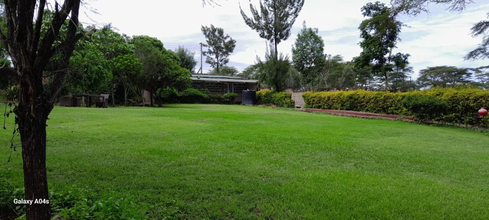 Esikar Gardens Hotel Narok エクステリア 写真