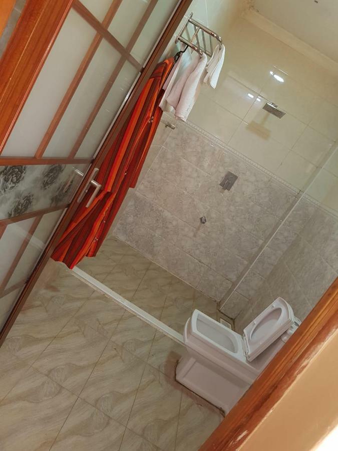 Esikar Gardens Hotel Narok エクステリア 写真